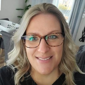 Meet your Posher, Christelle